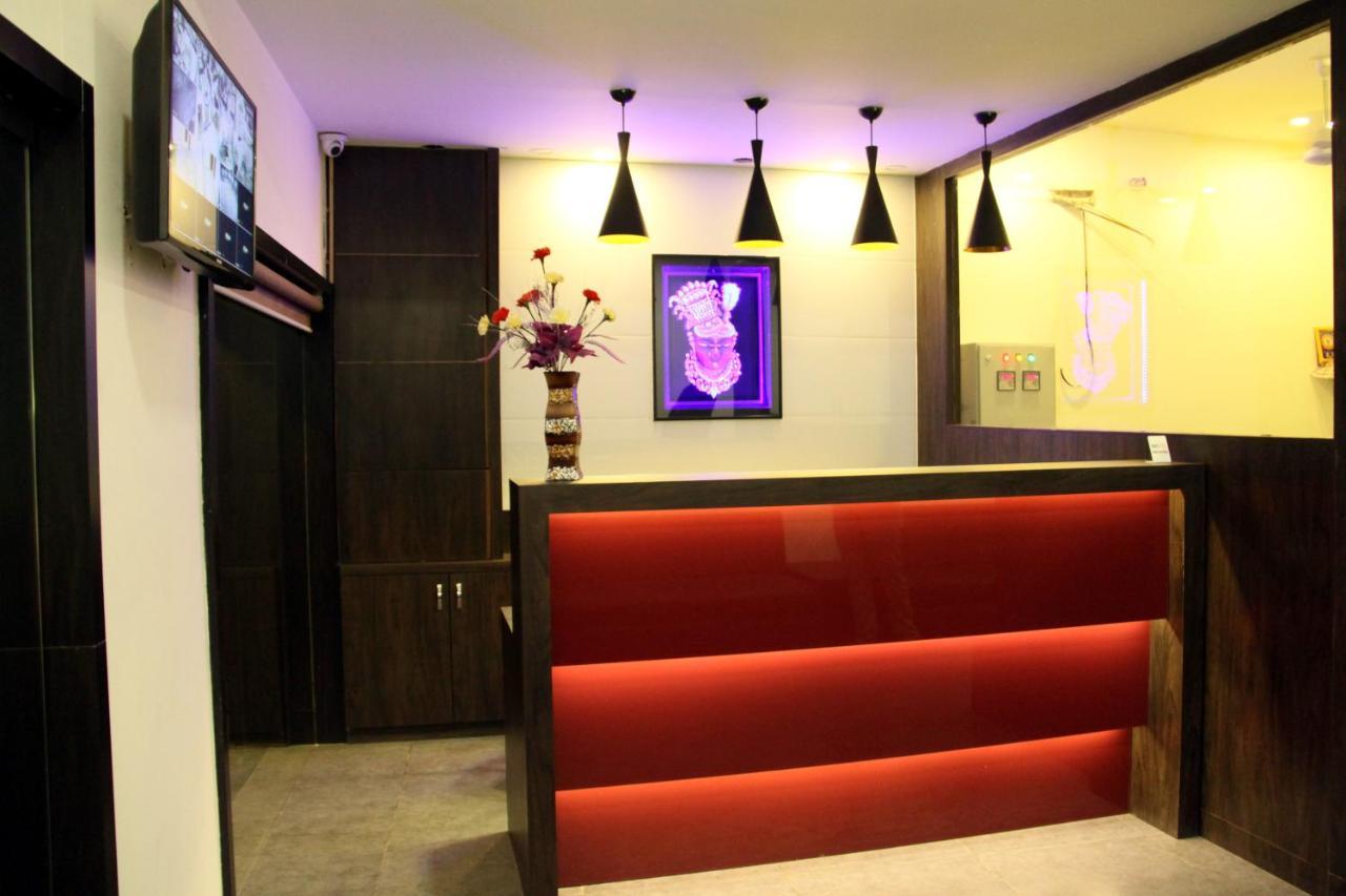 Hotel Aditya Talala Extérieur photo