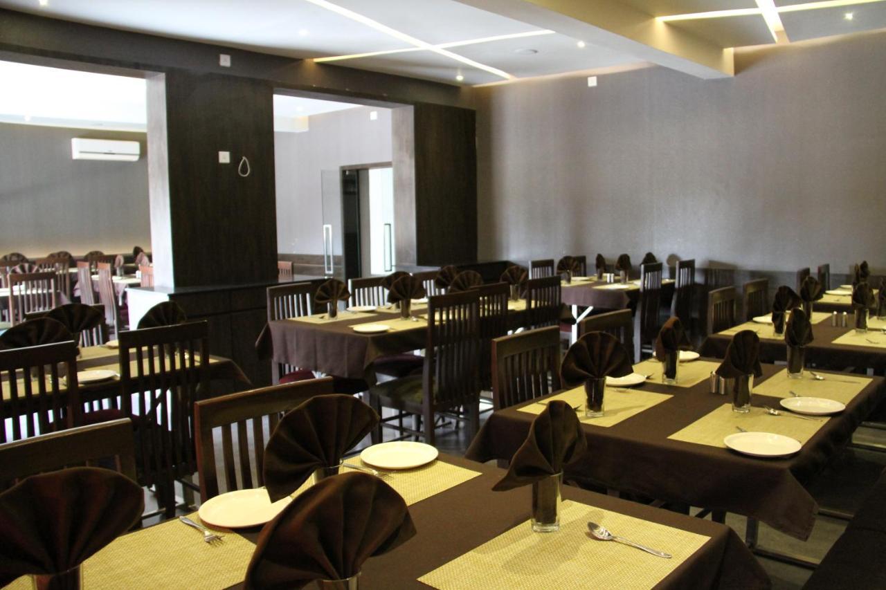 Hotel Aditya Talala Extérieur photo